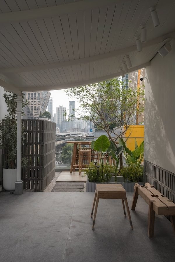 Stolen Sala – Café in Pathum Wan, Bangkok