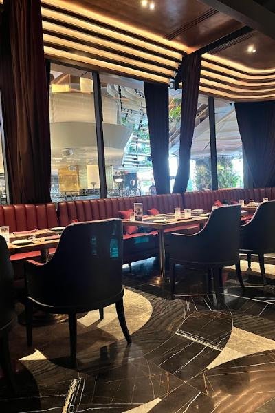 Lawry's The Prime Rib – Restaurant in Pathum Wan, Bangkok
