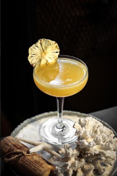 High Tide Eatery & Bar – Bar in Bang Rak, Bangkok