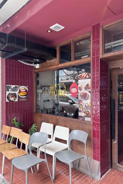 Hey's Burg – Restaurant in Pathum Wan, Bangkok