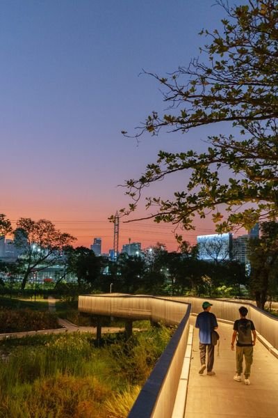 Benjakitti Park – Park in Khlong Toei, Bangkok