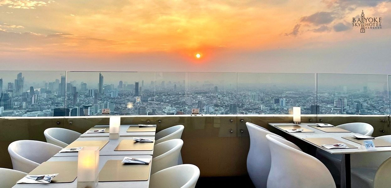 Baiyoke Sky Hotel, restaurant in Ratchathewi, Bangkok
