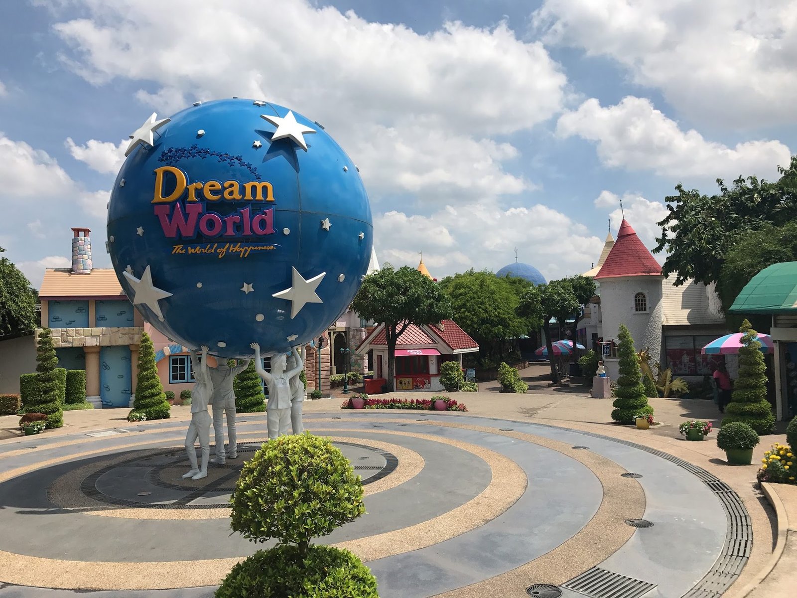 Dream World, activity in Pathum Thani, Bangkok