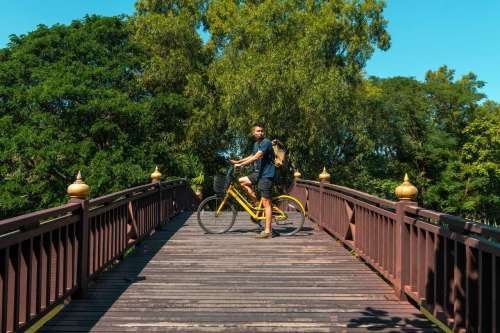 Cycling loop and elevated paths at Bang Krachao