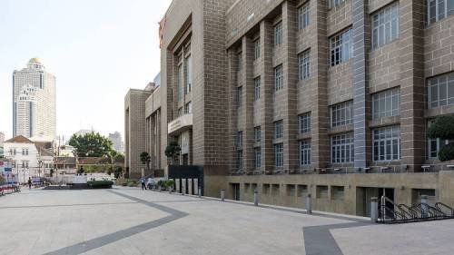Facade and Garuda sculptures at Central Post Office
