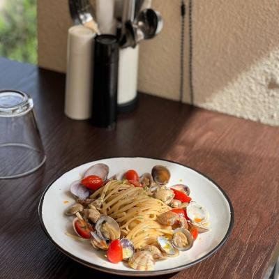 Vongole Linguine at Pepe Bangkok