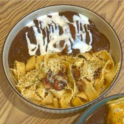 Butter Garlic Pasta with Wagyu Stew at Deepfine