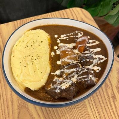 Mashed Potatoes with Wagyu Stew at Deepfine
